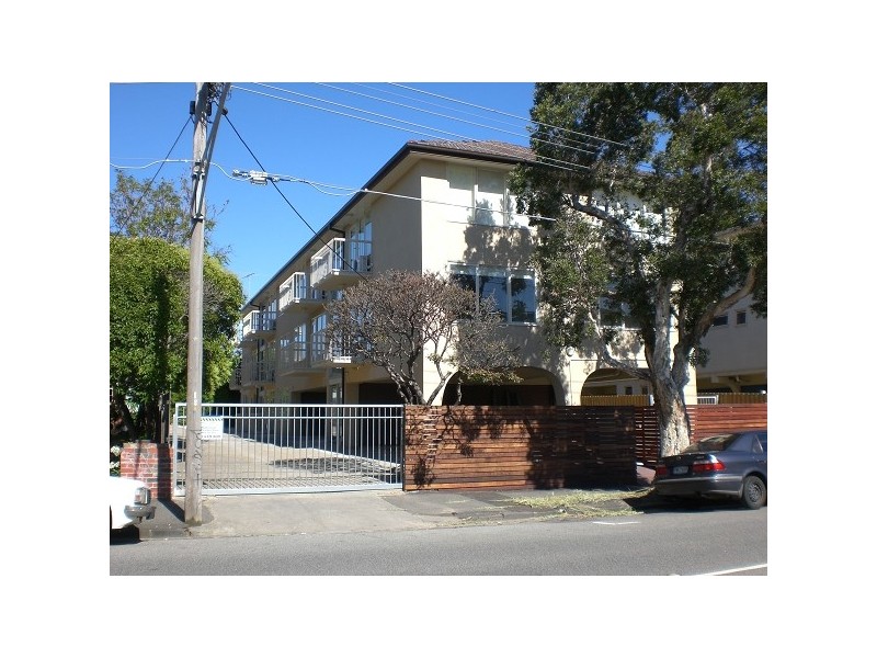 1/70 Westbury Street, St Kilda East VIC 3183