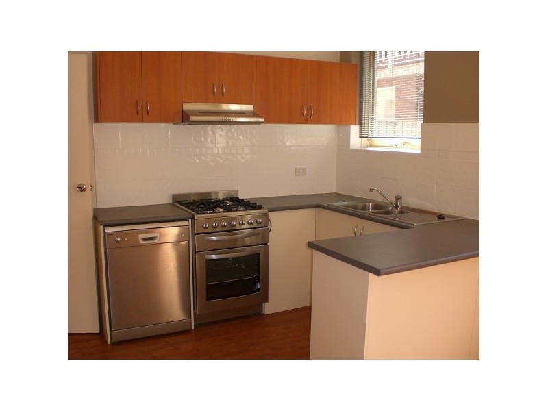 1/24 Narong Road, Caulfield North VIC 3161