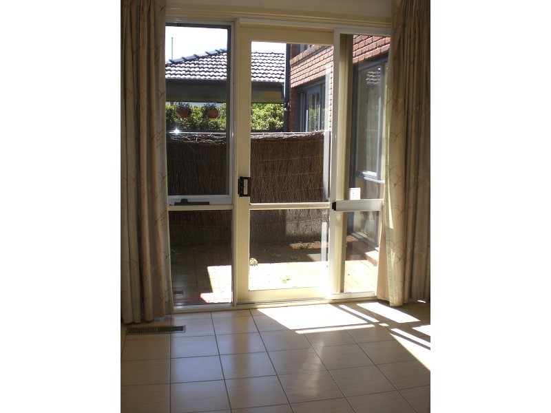 2/38 Narong Road, Caulfield North VIC 3161