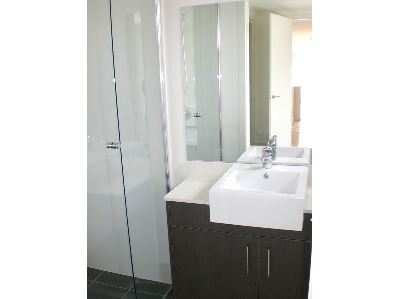 4/32 Gourlay Street, St Kilda East VIC 3183