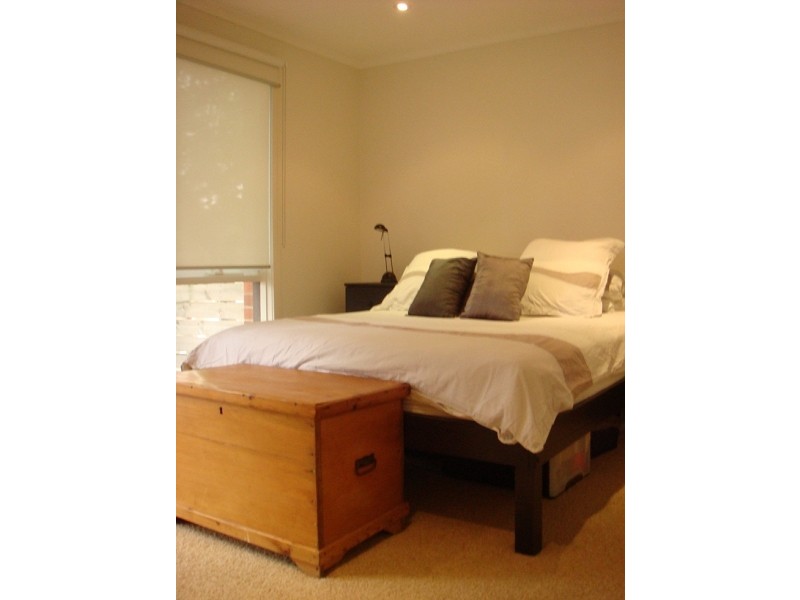 11 Woodstock Street, St Kilda East VIC 3183