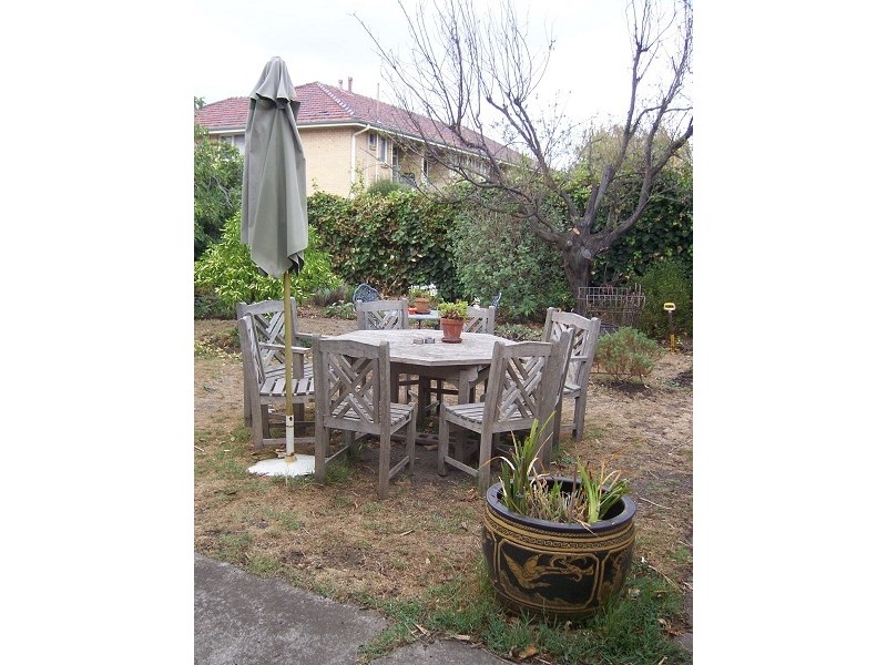 11 Vautier Street, Elwood VIC 3184