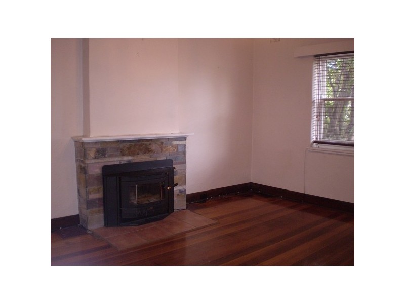 1 Goathlands Street, St Kilda East VIC 3183