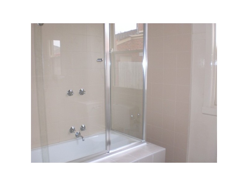 11 Currawa Street, Caulfield VIC 3162