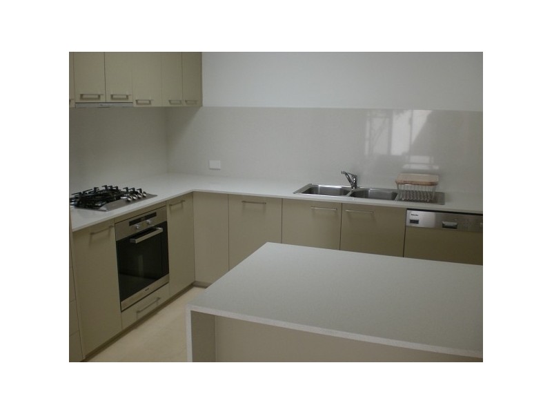 3/328 Orrong Road, Caulfield North VIC 3161