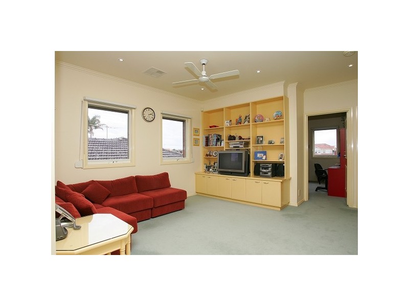 18B Kean Street, Caulfield South VIC 3162