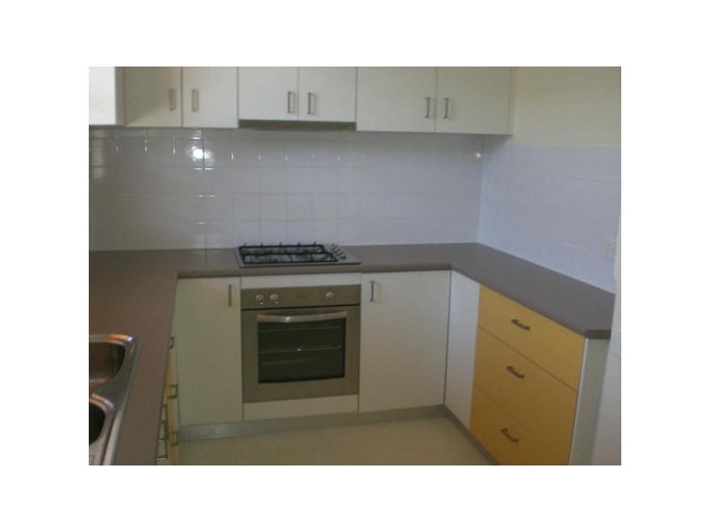 4/13 Pakington Street, St Kilda VIC 3182