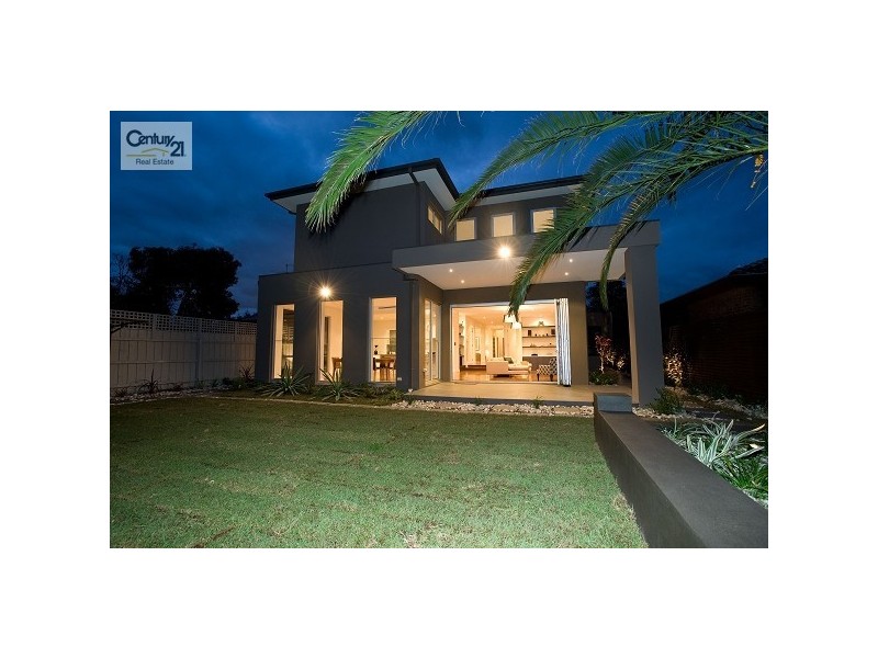 34 Melby Avenue, St Kilda East VIC 3183