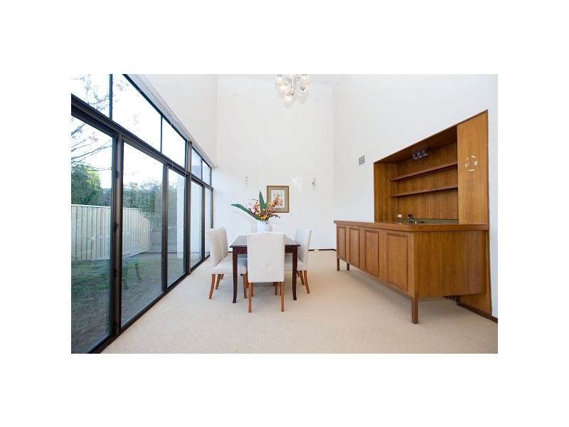 39 Talbot Avenue, St Kilda East VIC 3183