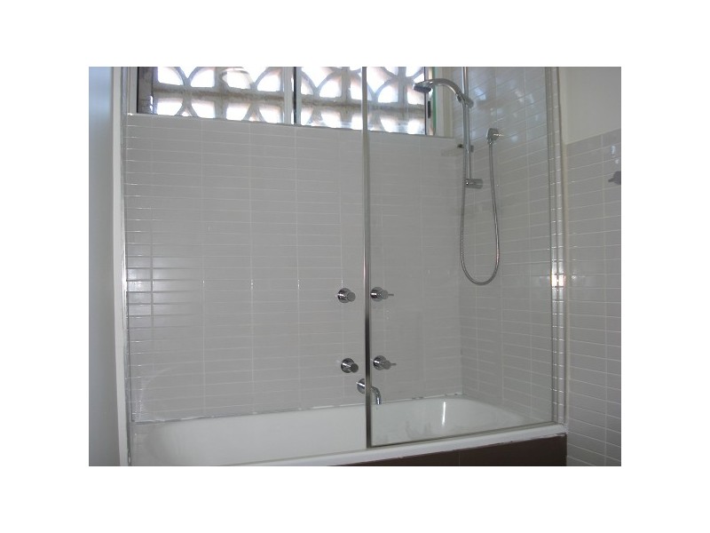 4/2 Woodstock Street, St Kilda East VIC 3183