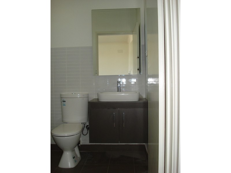 4/2 Woodstock Street, St Kilda East VIC 3183