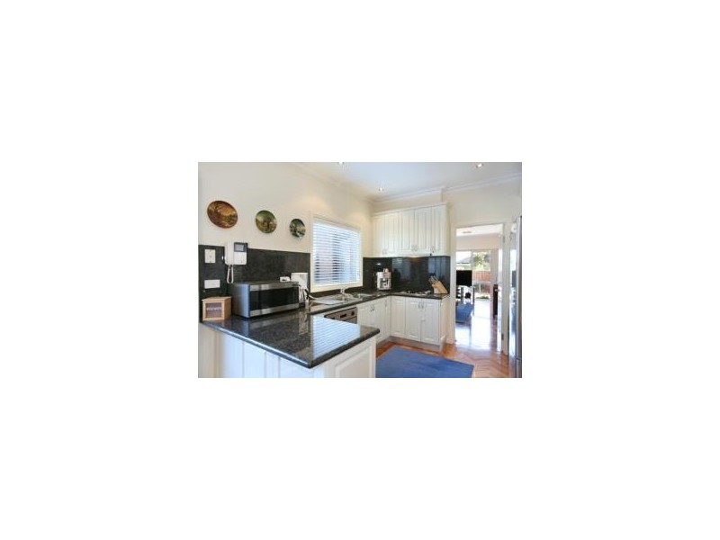 2/39 Snowdon Avenue, Caulfield VIC 3162