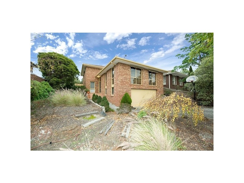 17 Longstaff Street, Carnegie VIC 3163