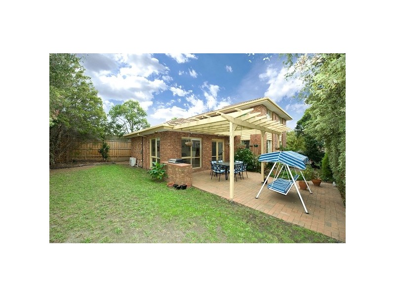 17 Longstaff Street, Carnegie VIC 3163