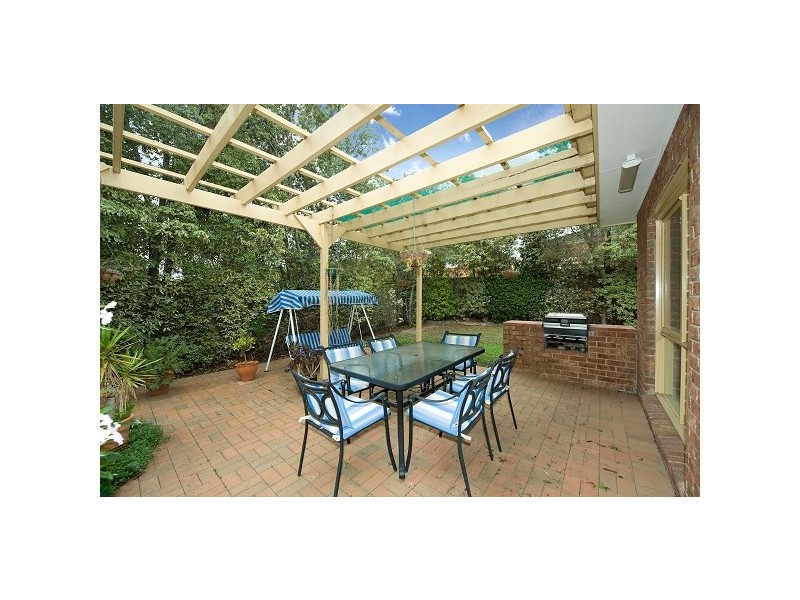 17 Longstaff Street, Carnegie VIC 3163