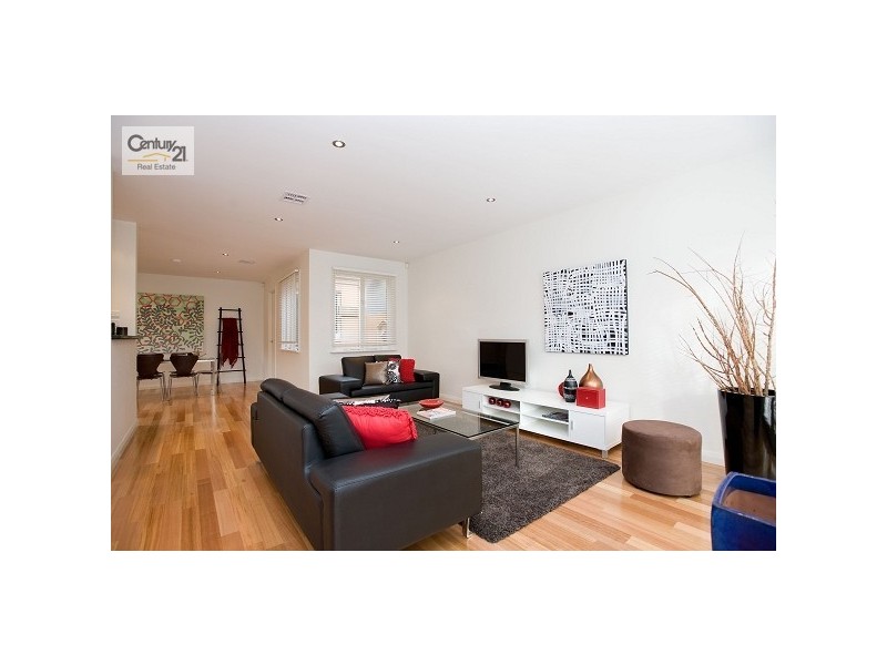 25A Thackeray Street, Elwood VIC 3184