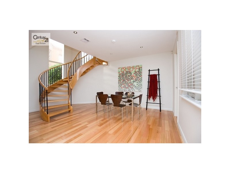 25A Thackeray Street, Elwood VIC 3184