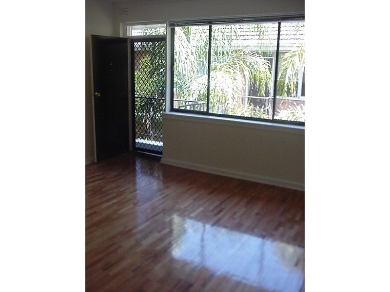 6/60 Gourlay Street, St Kilda East VIC 3183