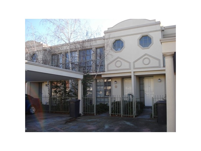 16/1 Ripley Grove, Caulfield North VIC 3161