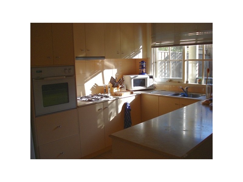 16/1 Ripley Grove, Caulfield North VIC 3161