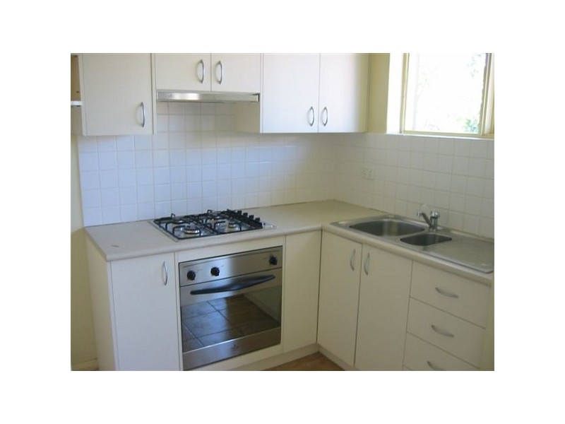 8/3 Sebastopol Street, St Kilda East VIC 3183