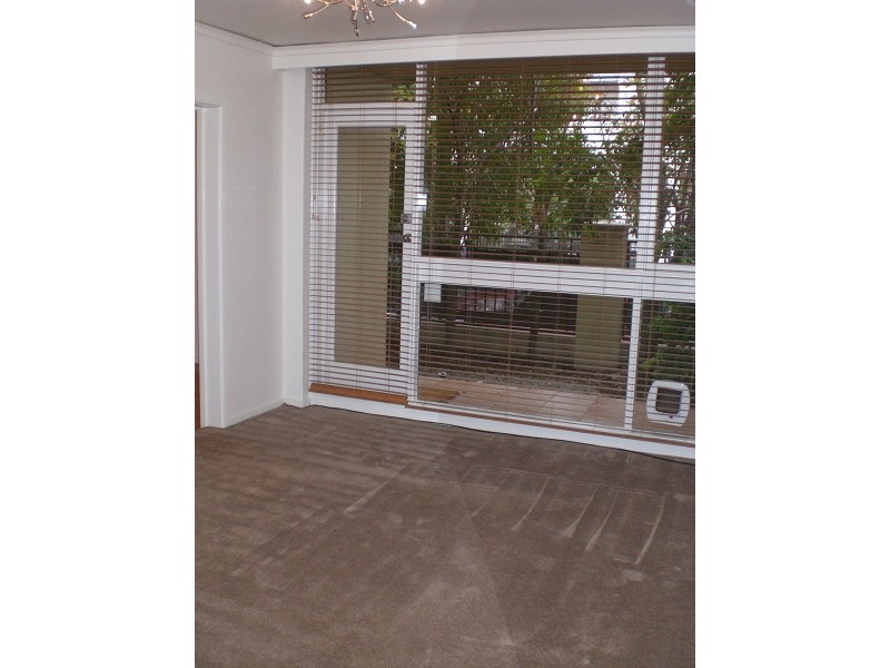 1/15 Burnett Street, St Kilda VIC 3182