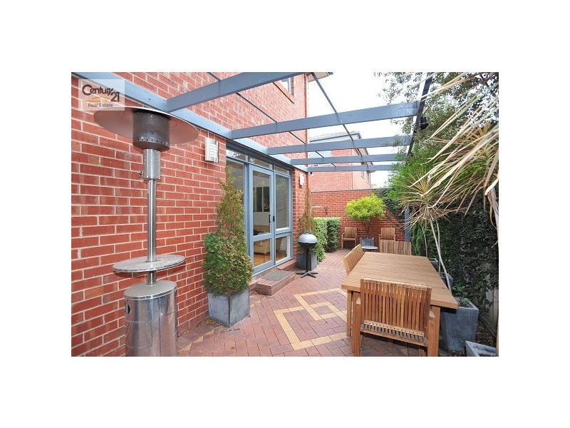 2/20 Pearce Street, Caulfield South VIC 3162