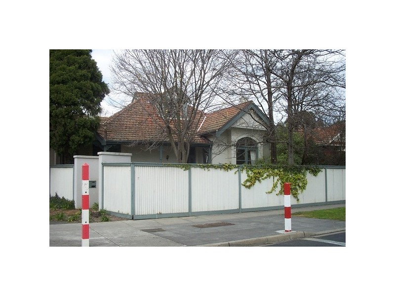 60 Mathoura Road, Toorak VIC 3142