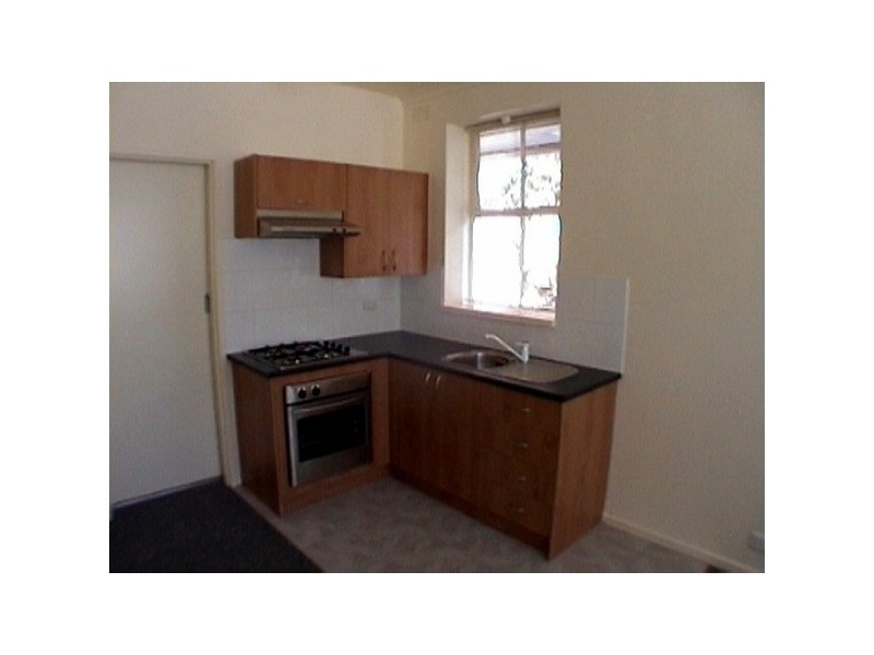 1/27 Robe Street, St Kilda VIC 3182