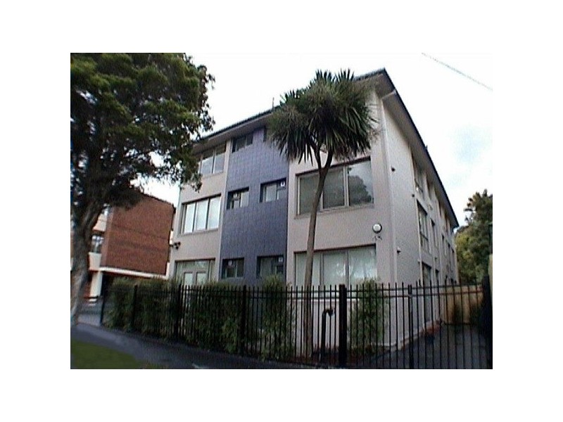 6/58 Byron Street, Elwood VIC 3184