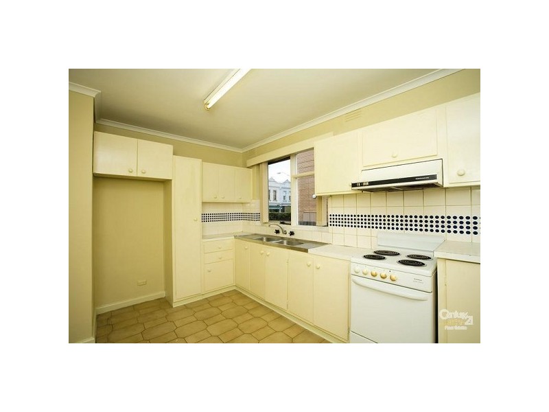 1/210 Inkerman Street, St Kilda East VIC 3183