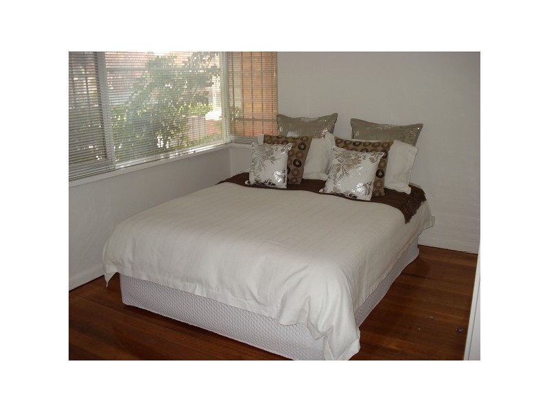 1/49 Tennyson Street, Elwood VIC 3184