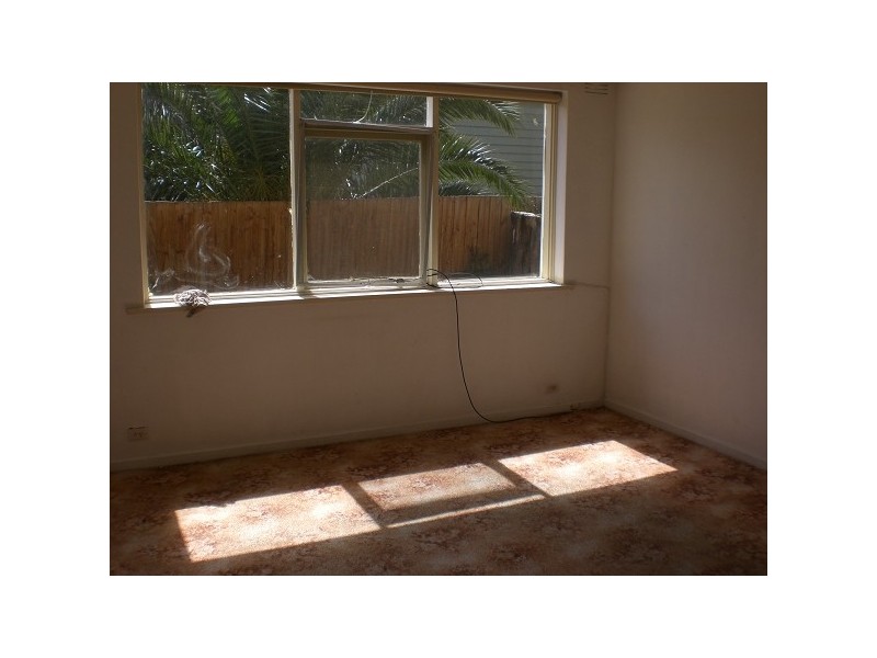 2/49 Raglan Street, St Kilda East VIC 3183