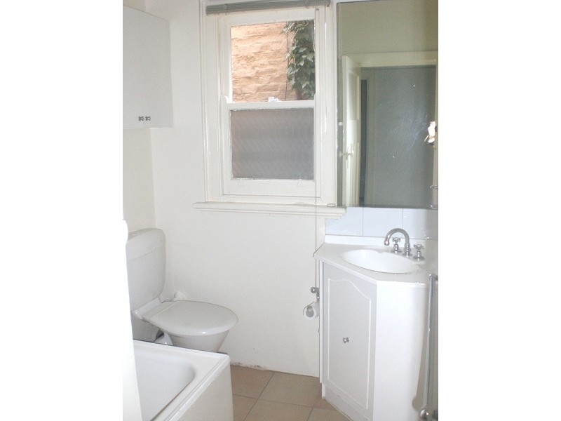 3/5a The Avenue, St Kilda East VIC 3183