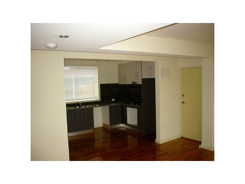 6/1 Marne Street, St Kilda East VIC 3183