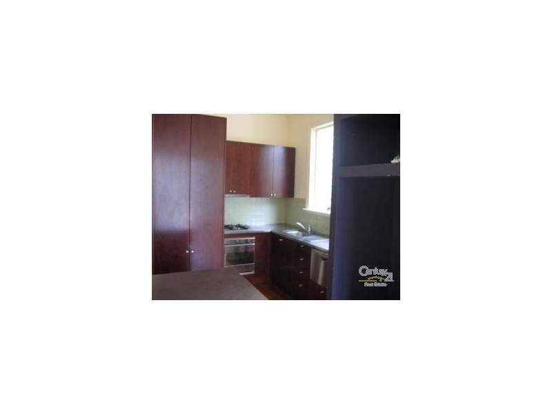 13 Withers Street, Albert Park VIC 3206