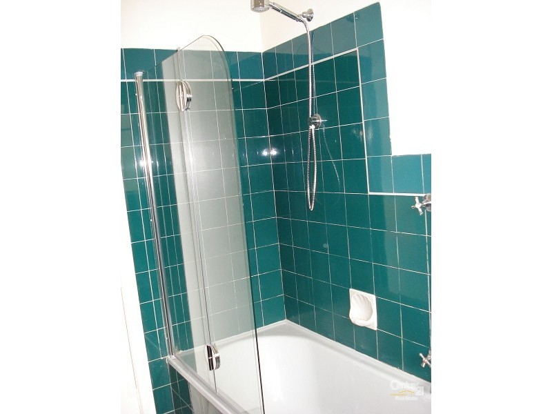 15/9 Dickens Street, Elwood VIC 3184