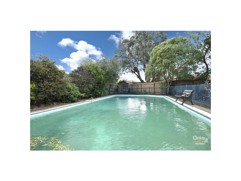 7 Glyn Court, Cheltenham VIC 3192