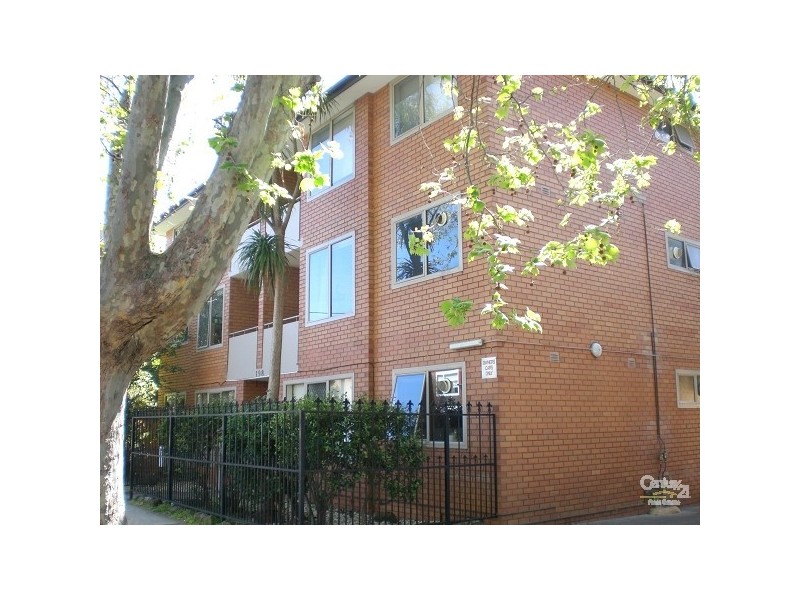 4/198 Alma Road, St Kilda East VIC 3183