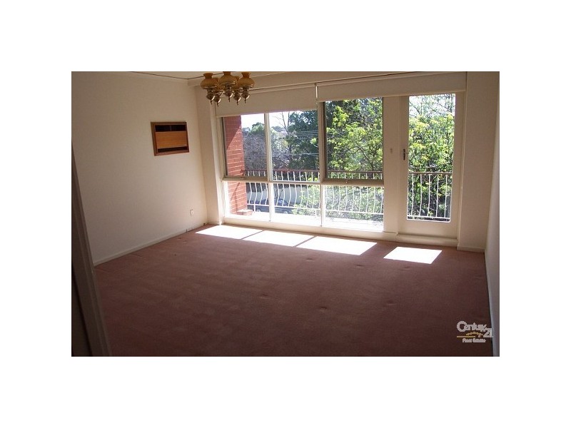 3/10 Sebastopol Street, Caulfield North VIC 3161