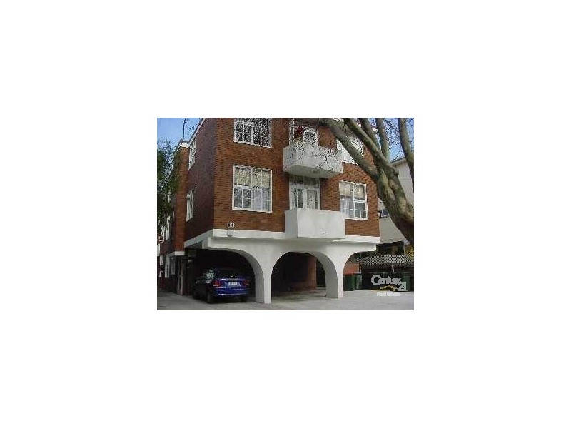 4/33 Charnwood Road, St Kilda VIC 3182