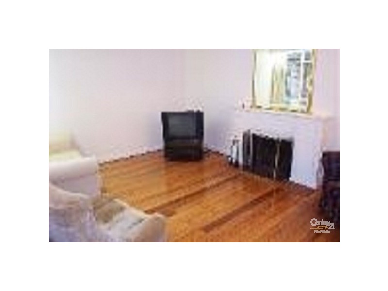 3/4 Hammerdale Avenue, St Kilda East VIC 3183