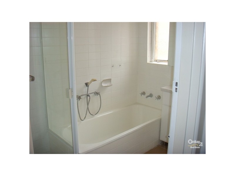 1/124 Balaclava Road, Caulfield North VIC 3161