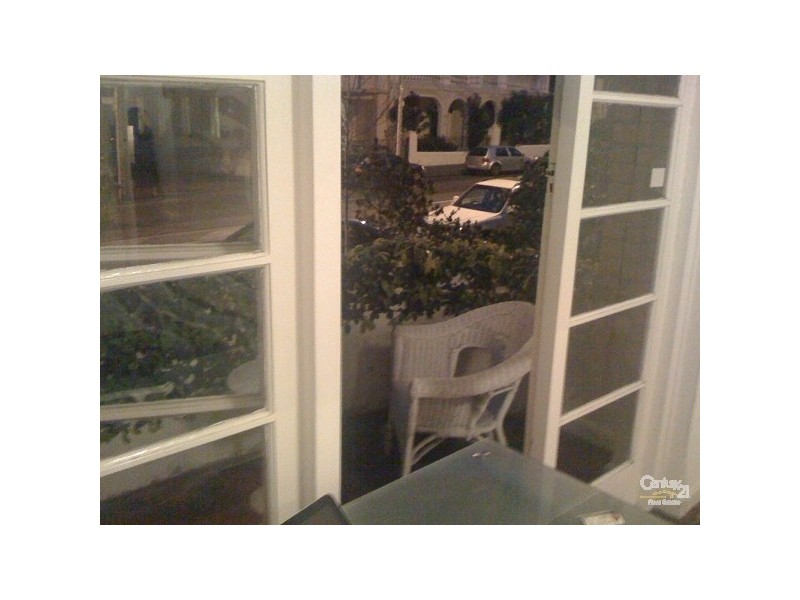 2/14 Park Street, South Yarra VIC 3141