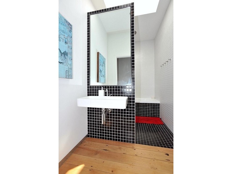 42 Empress Road, St Kilda East VIC 3183