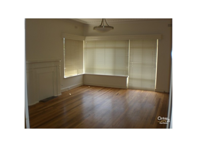 3 Oulton Street, Caulfield North VIC 3161