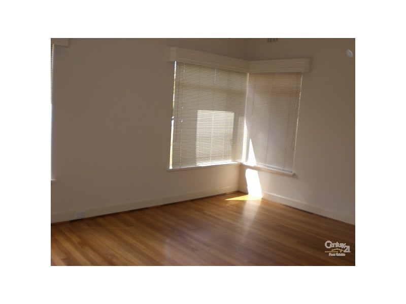 3 Oulton Street, Caulfield North VIC 3161