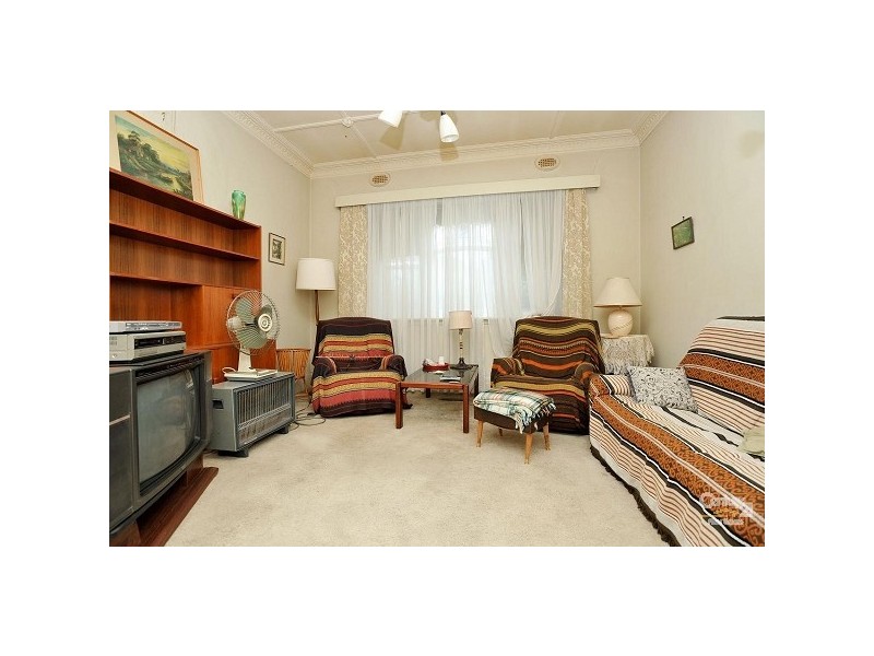 18 Ontario Street, Caulfield North VIC 3161