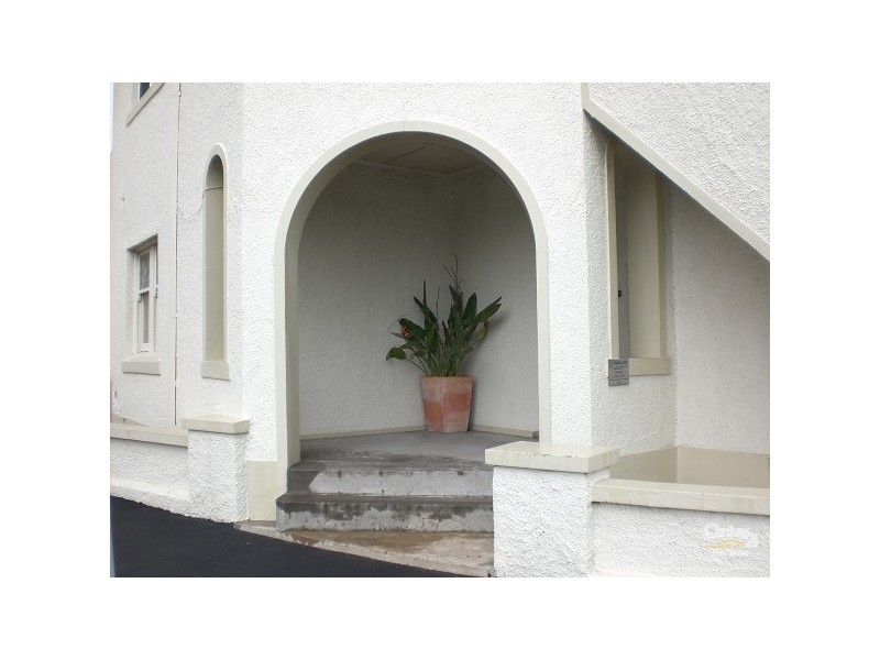 1/30 Marine Parade, St Kilda VIC 3182