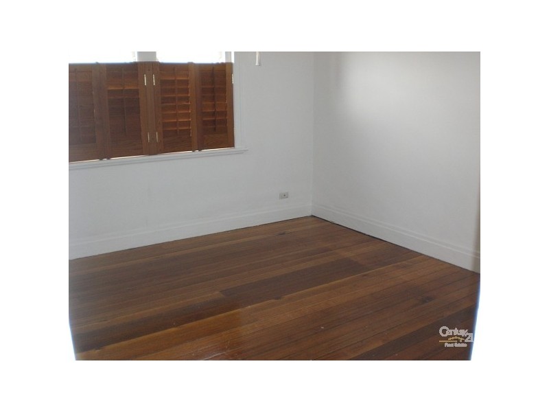 1/30 Marine Parade, St Kilda VIC 3182